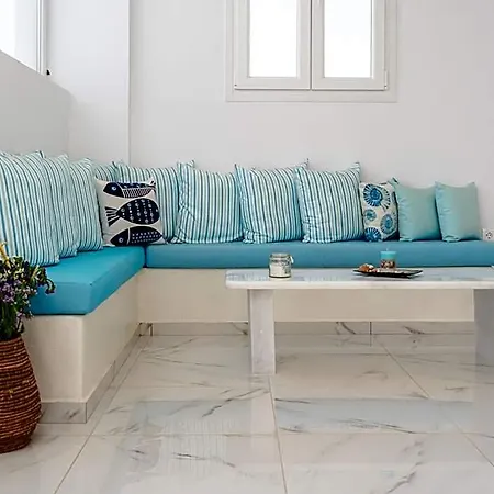 Evripus 3* Naxos City